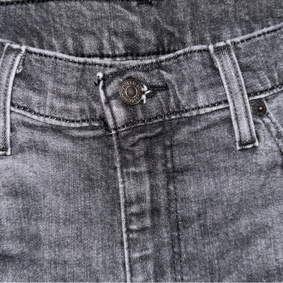 LEVIS SHORTS - Picture 4 of 5
